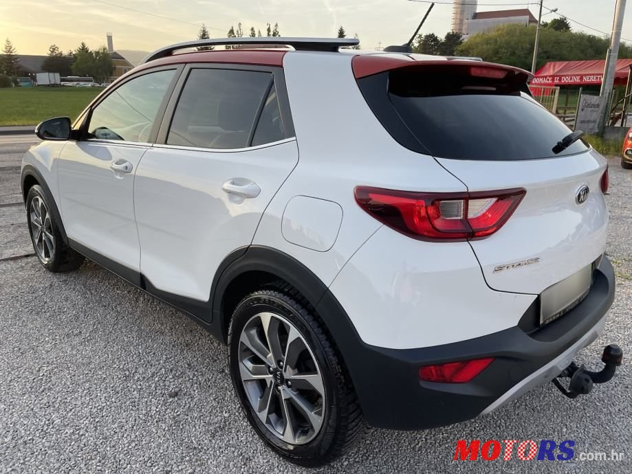 2018' Kia Stonic 1.0 T-Gdi photo #6