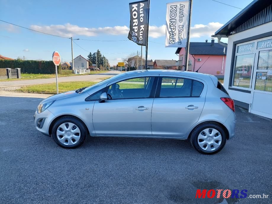 2013' Opel Corsa photo #4