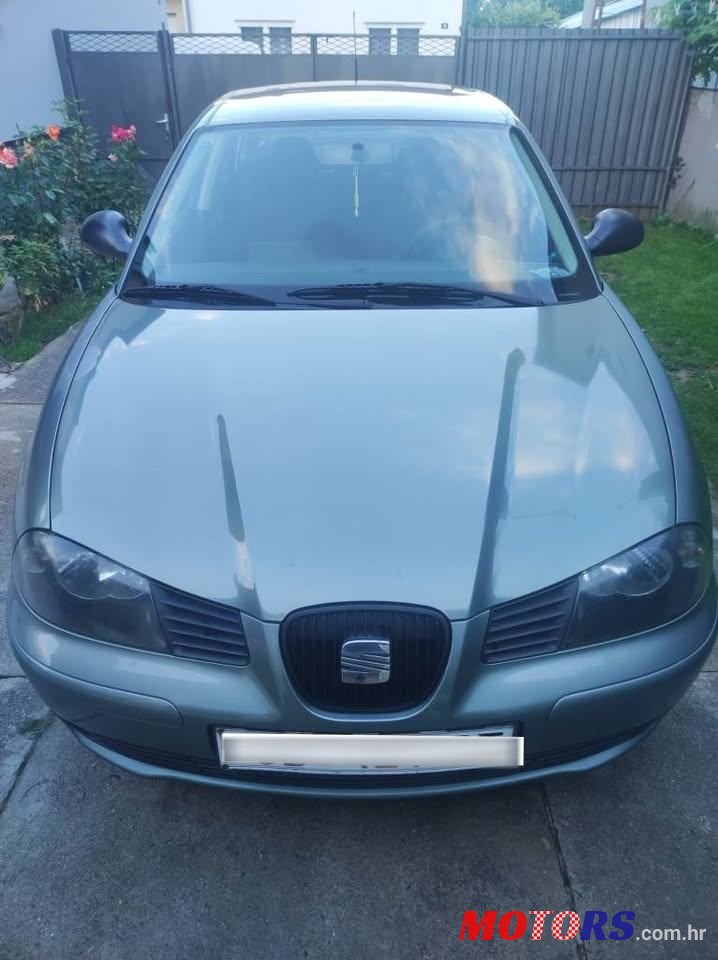 2004' SEAT Cordoba 1,4 16V photo #3