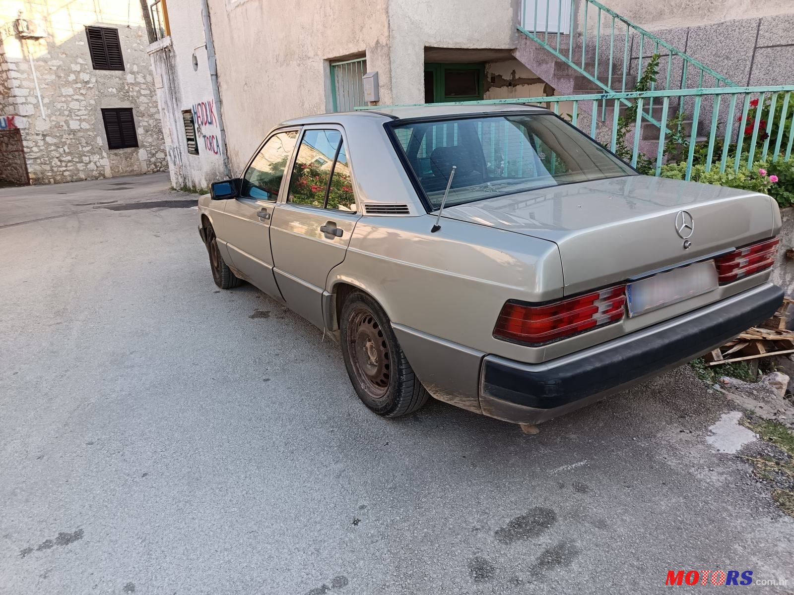 1990' Mercedes-Benz 190 D photo #5