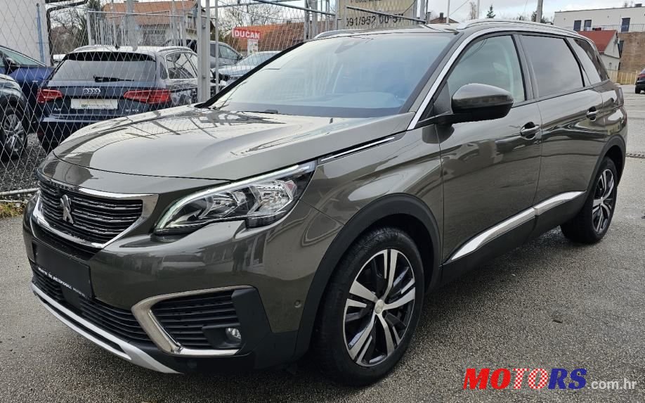 2017' Peugeot 5008 1,6 Bluehdi photo #2