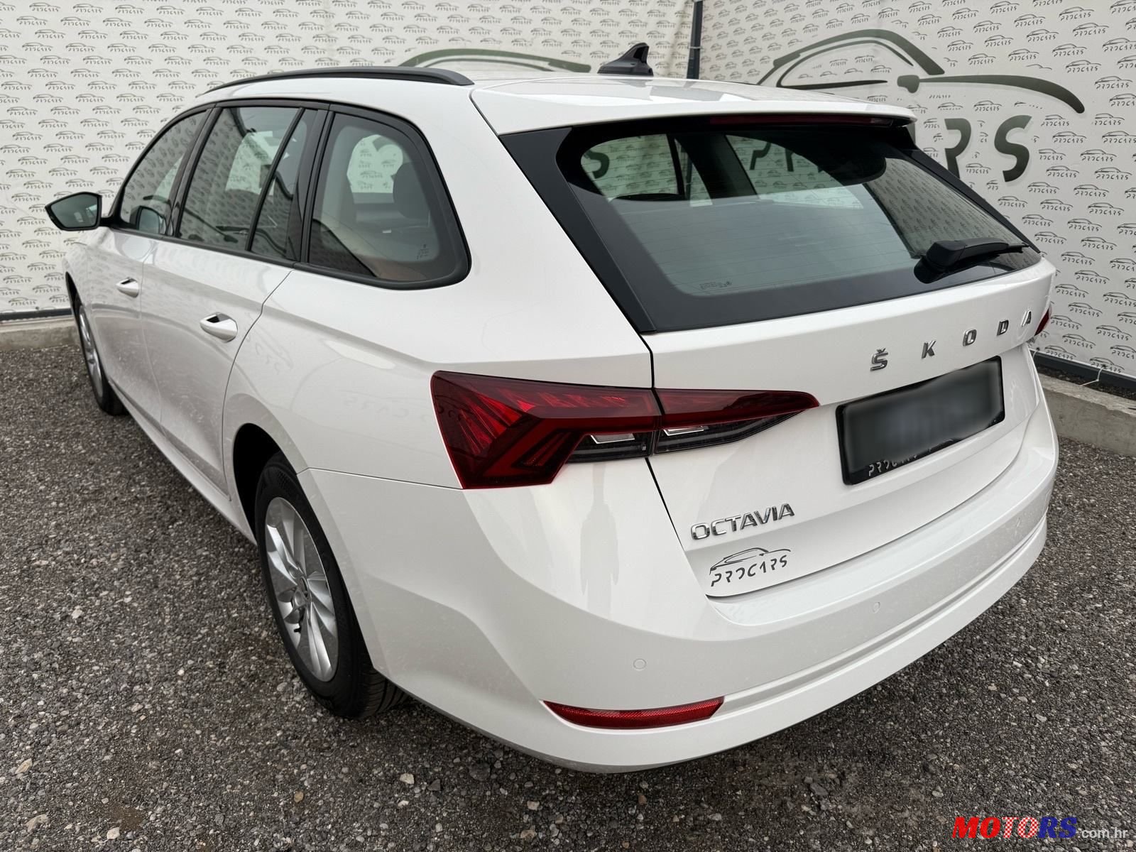 2022' Skoda Octavia Combi photo #6