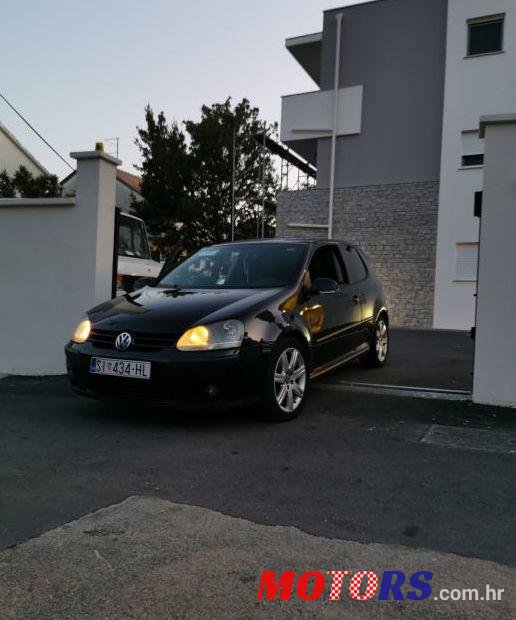 2006' Volkswagen Golf V 1,4 photo #1