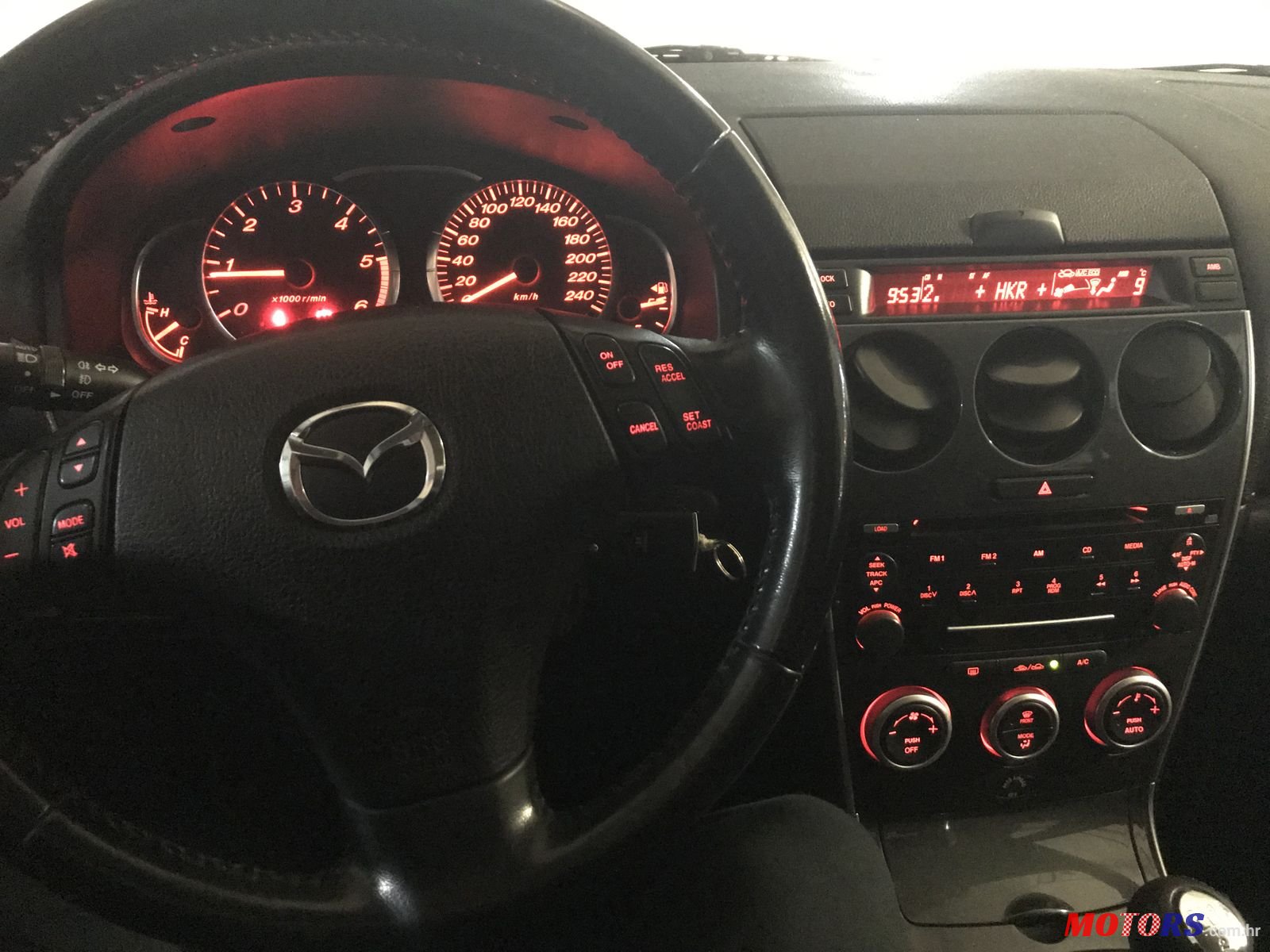 2006' Mazda 6 photo #7