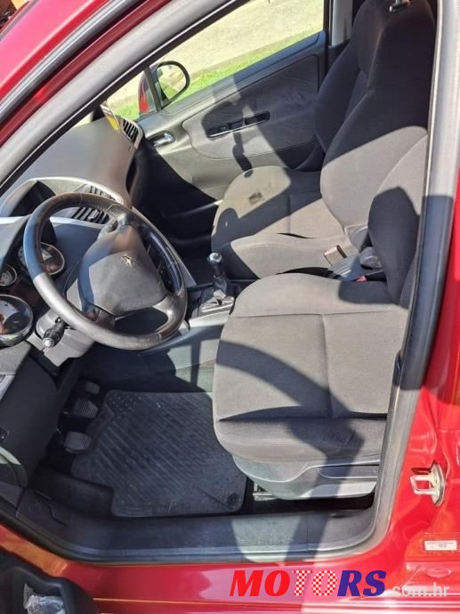 2008' Peugeot 207 photo #4