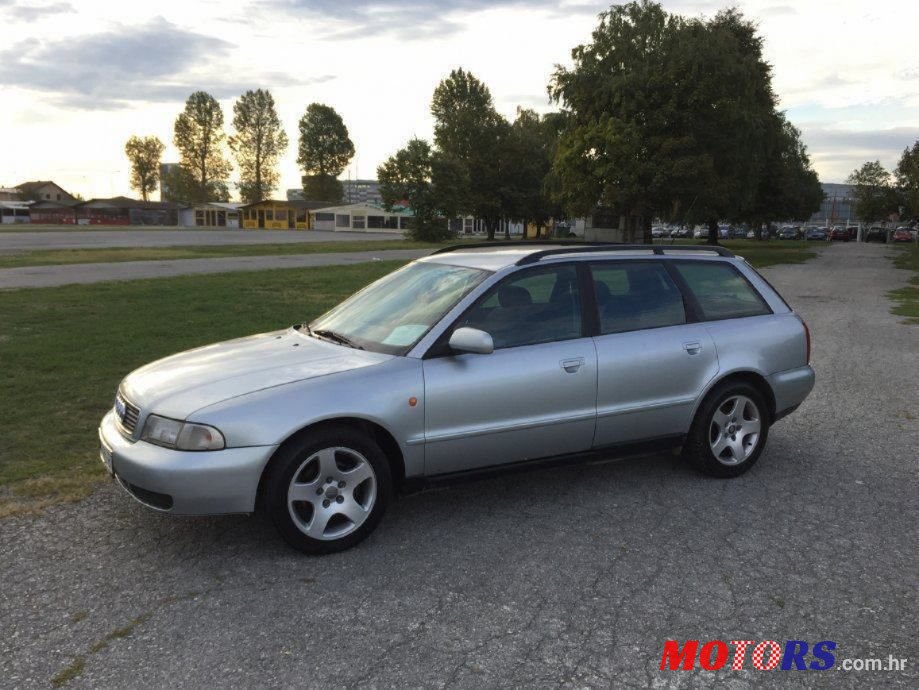 1998' Audi A4 Avant photo #2