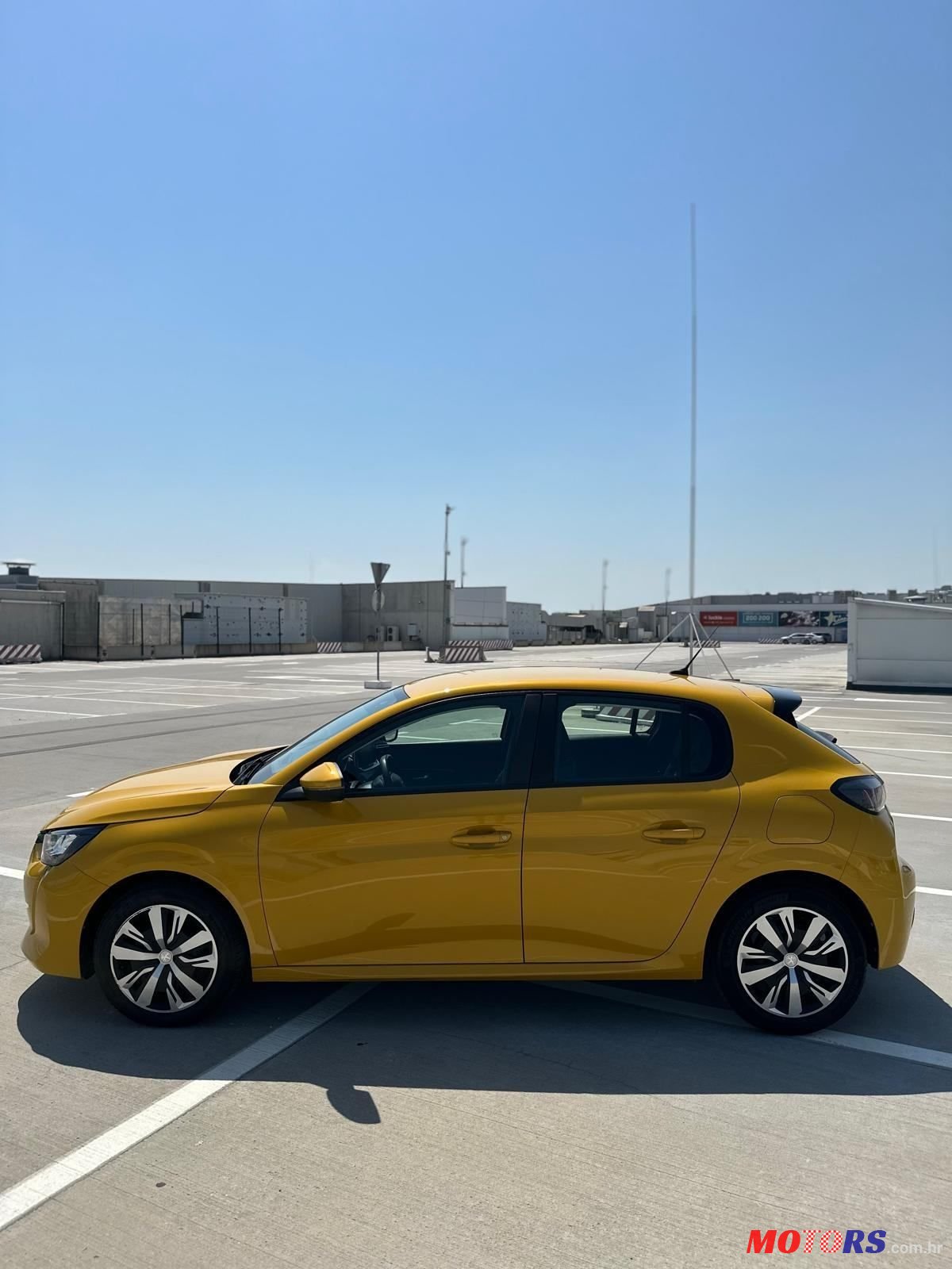 2020' Peugeot 208 1,2 Puretech photo #6