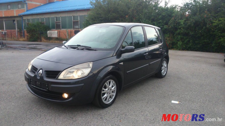 2008' Renault Scenic photo #2