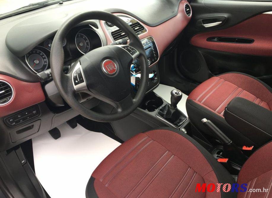 2010' Fiat Punto Evo 1,3 Multijet 16V photo #2