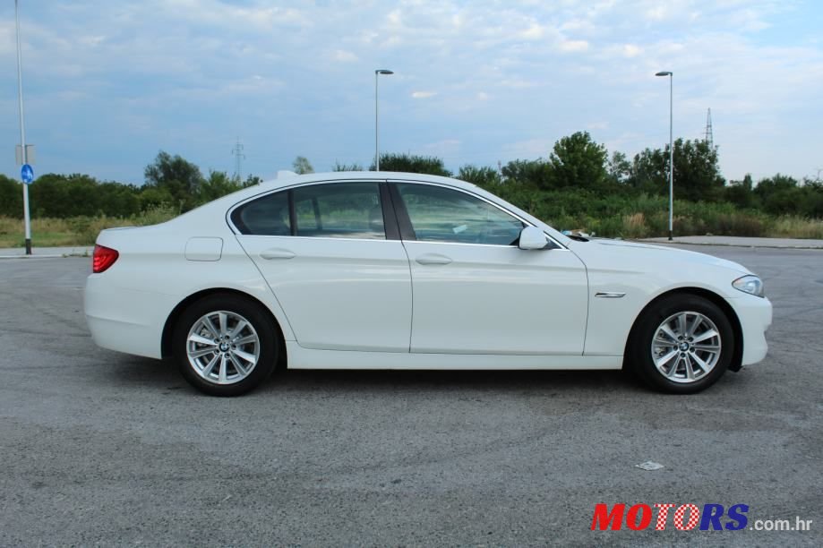2010' BMW Serija 5 520D photo #5
