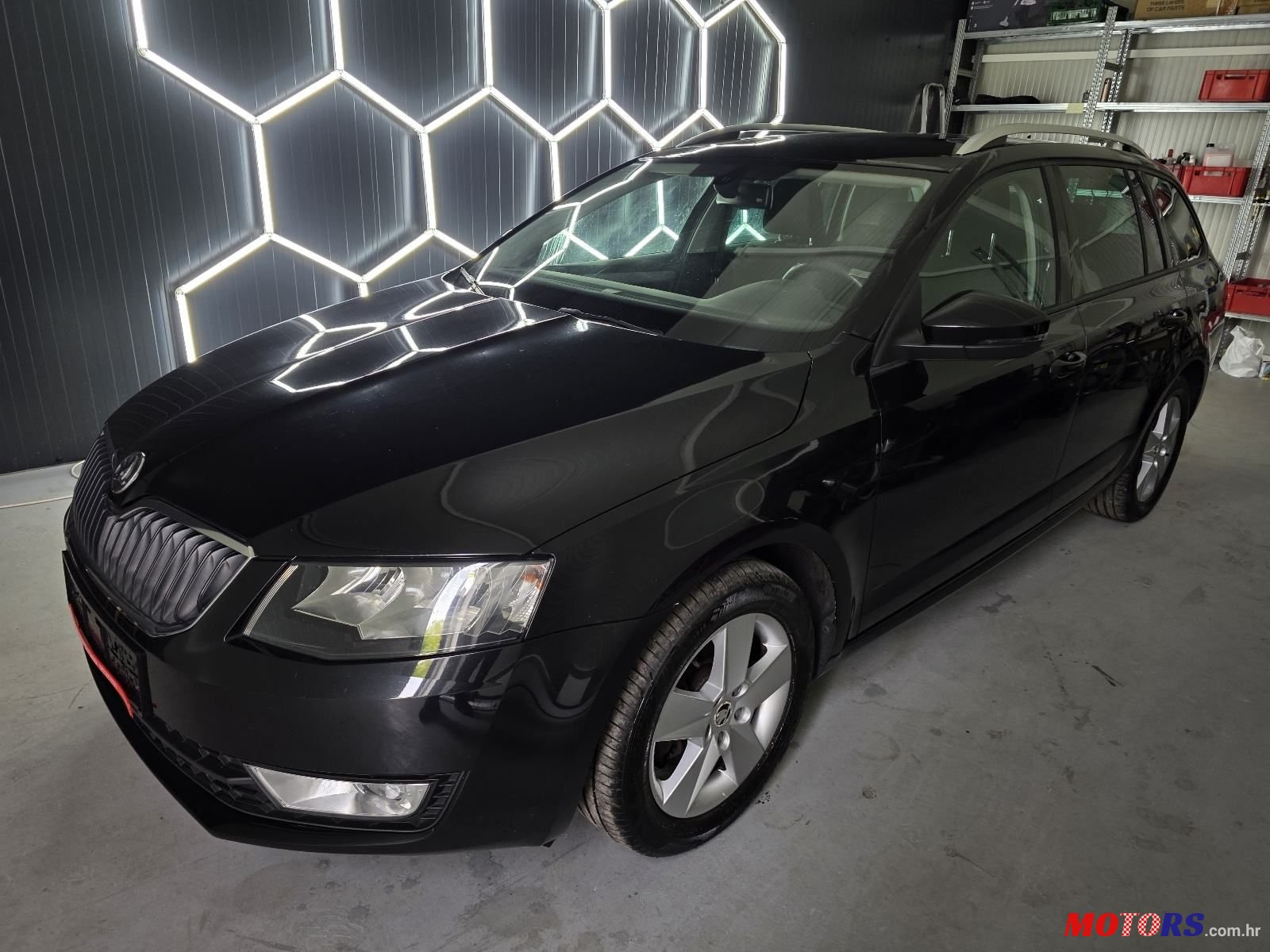 2014' Skoda Octavia Combi photo #6