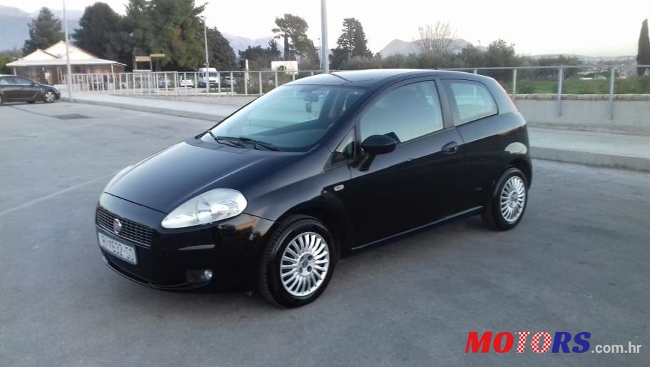 2008' Fiat Grande Punto 1,4 8V photo #1