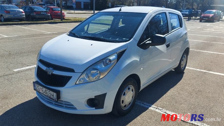 2013' Chevrolet Spark photo #1