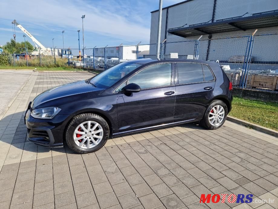 2014' Volkswagen Golf 7 photo #4