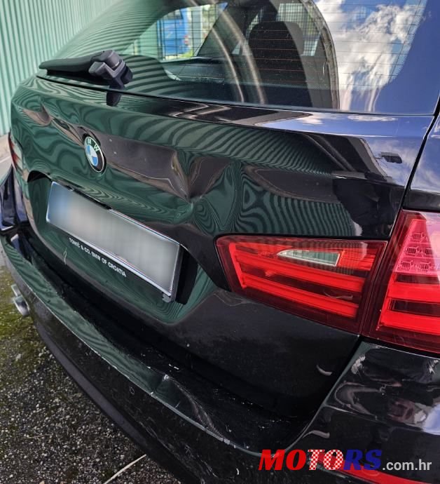 2011' BMW Serija 5 Touring 520D photo #5