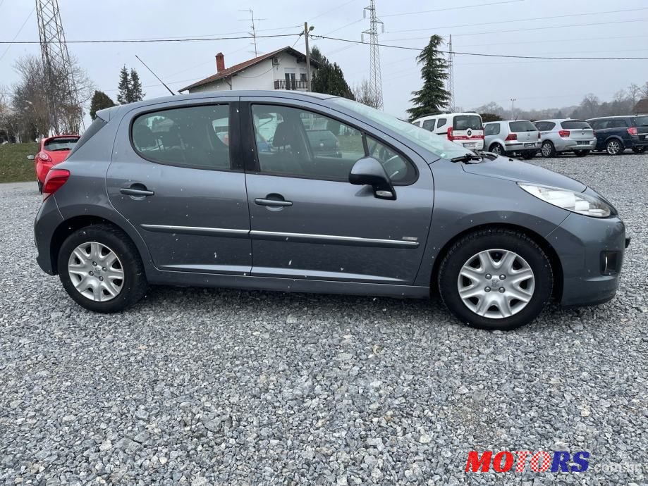 2010' Peugeot 207 1,6 Hdi photo #2