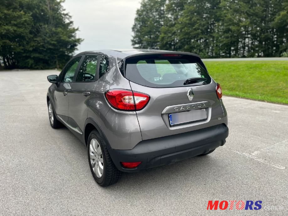 2014' Renault Captur Tce 90 photo #6