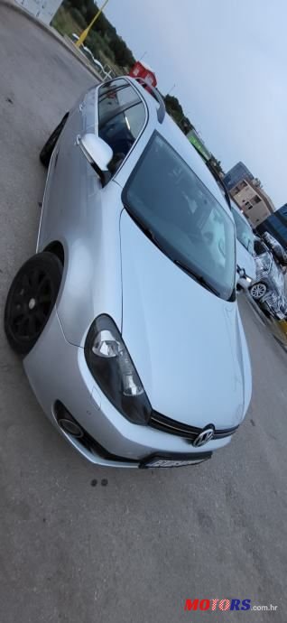 2009' Volkswagen Golf VI 1,6 Tdi photo #6