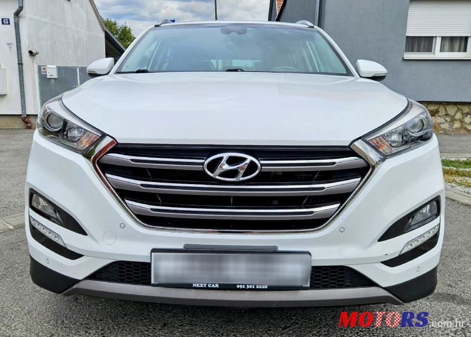 2016' Hyundai Tucson 1.7 Crdi photo #2