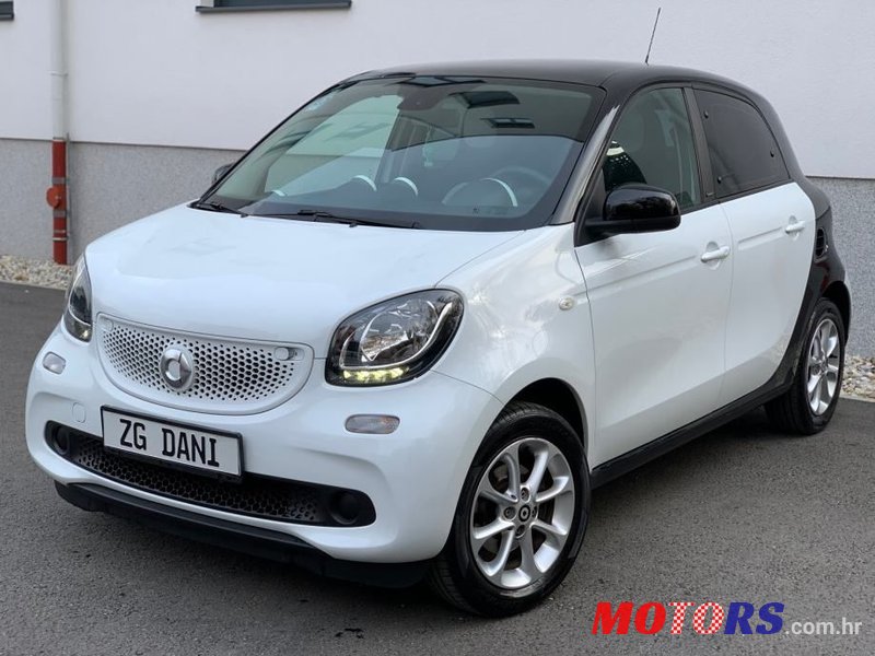 2015' Smart Forfour photo #2