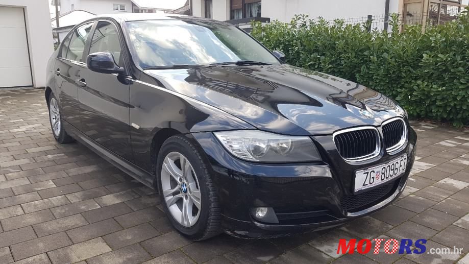 2011' BMW Serija 3 318D photo #3