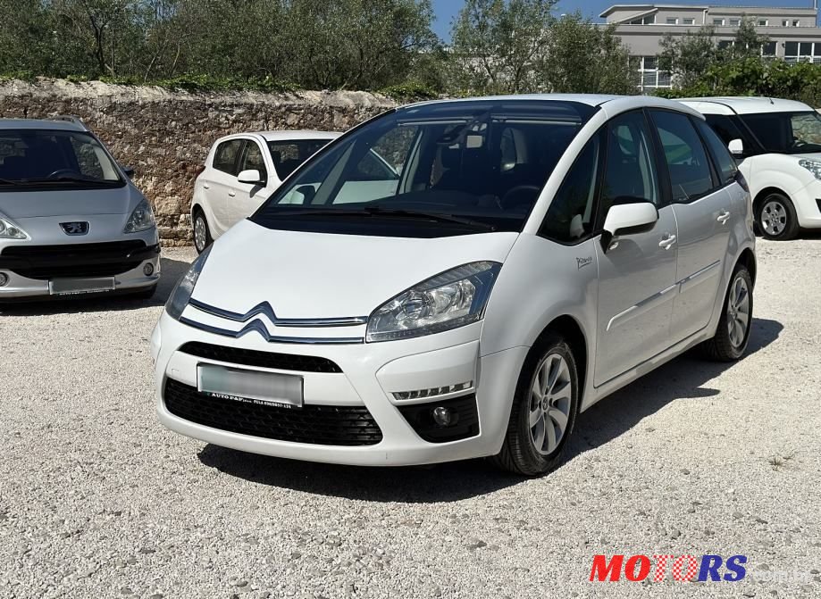 2012' Citroen C4 Picasso photo #2