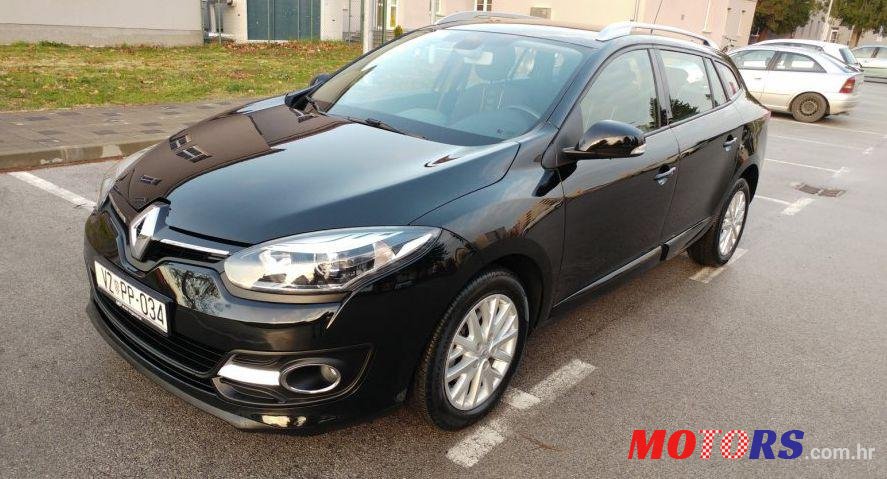 2014' Renault Megane Grandtour photo #2