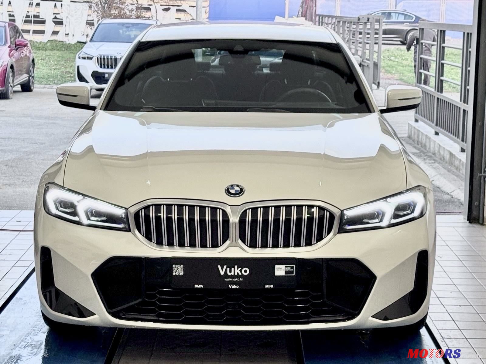 2023' BMW Serija 3 330E photo #2