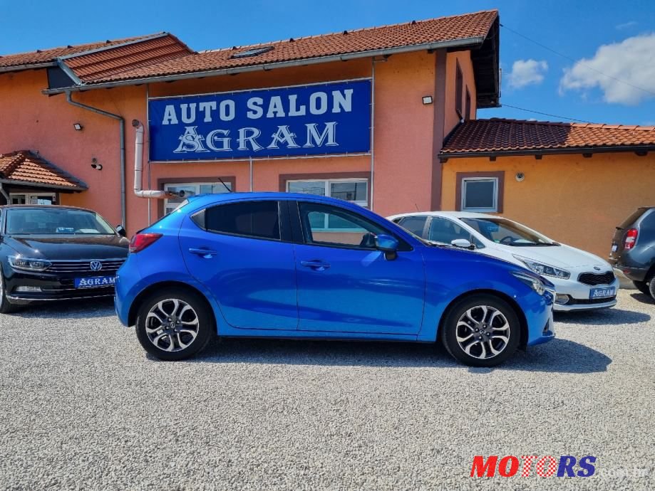 2015' Mazda 2 photo #5