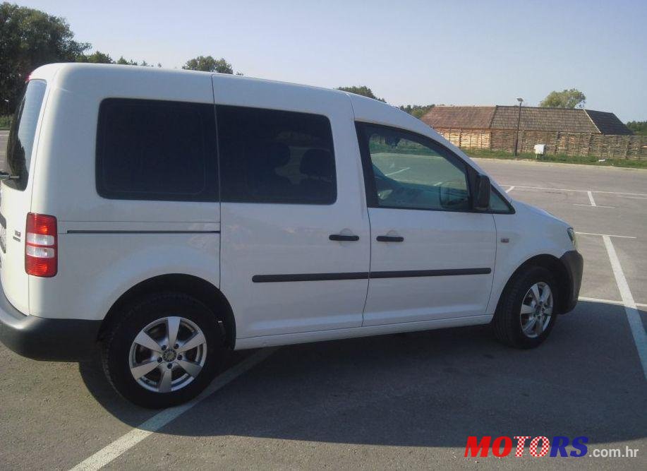 2012' Volkswagen Caddy 1,6 Tdi photo #1