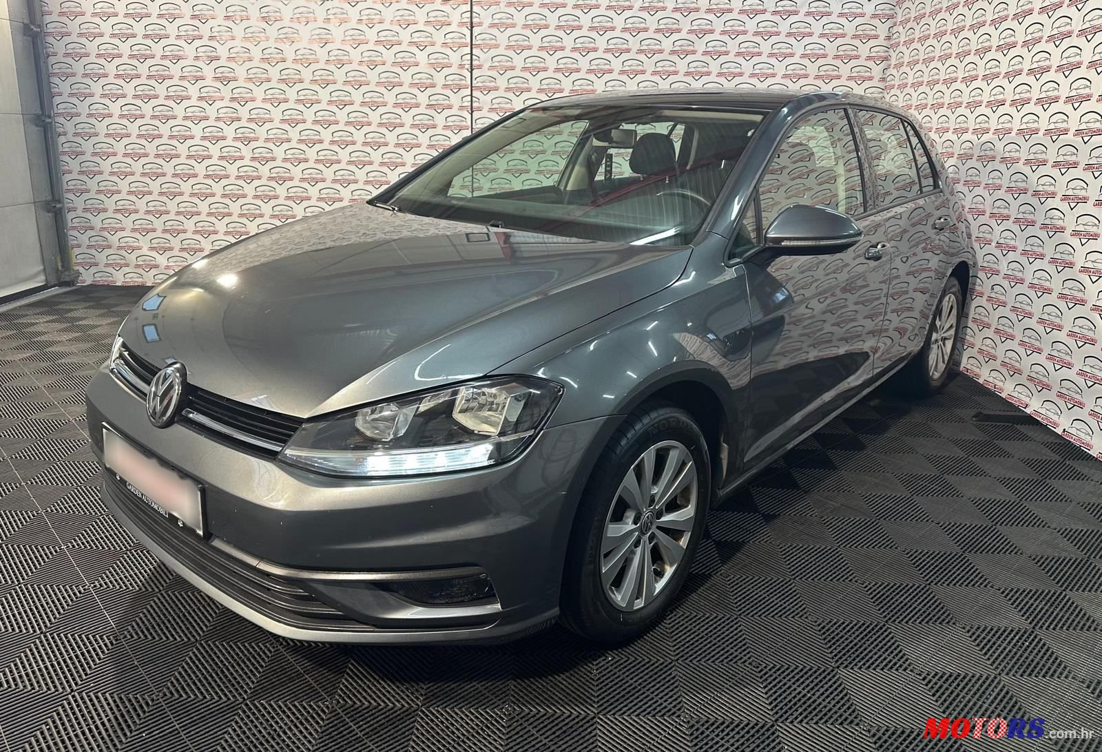 2018' Volkswagen Golf VII 1,0 Tsi photo #2