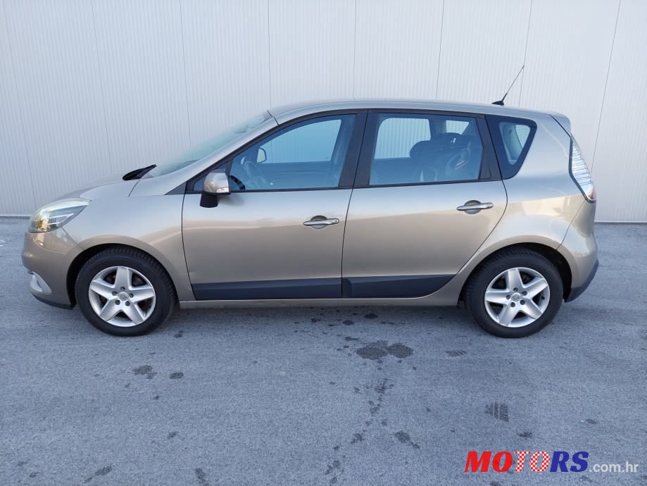 2012' Renault Scenic 1,6 Dci photo #6