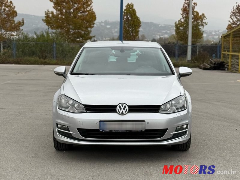 2016' Volkswagen Golf VII 1,6 Tdi Bmt photo #2