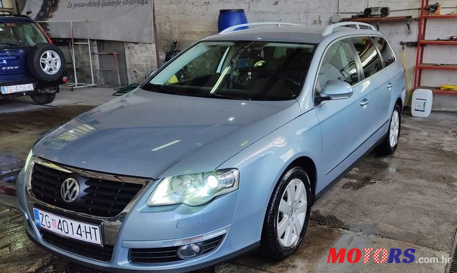 2008' Volkswagen Passat Variant 2,0 Tdi photo #1