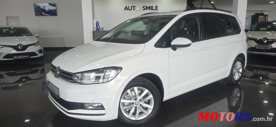 2015' Volkswagen Touran 2,0 Tdi photo #1