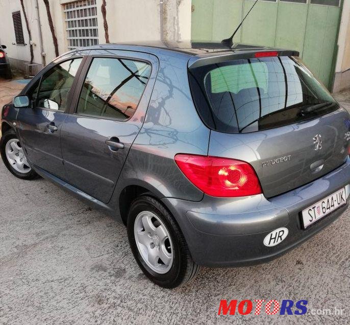 2007' Peugeot 307 1,6 16V Hdi photo #1