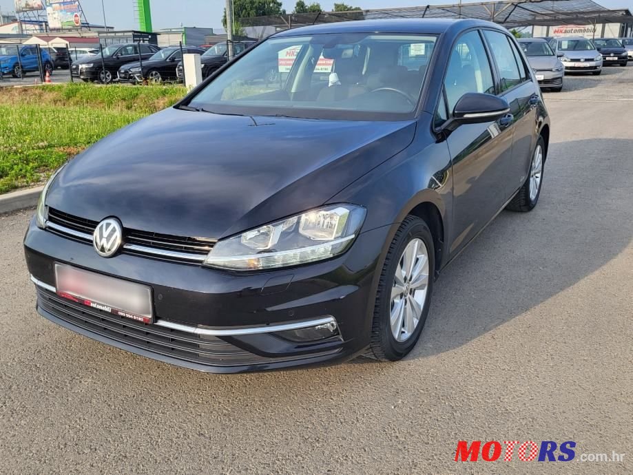 2019' Volkswagen Golf 7 1,6 Tdi photo #1