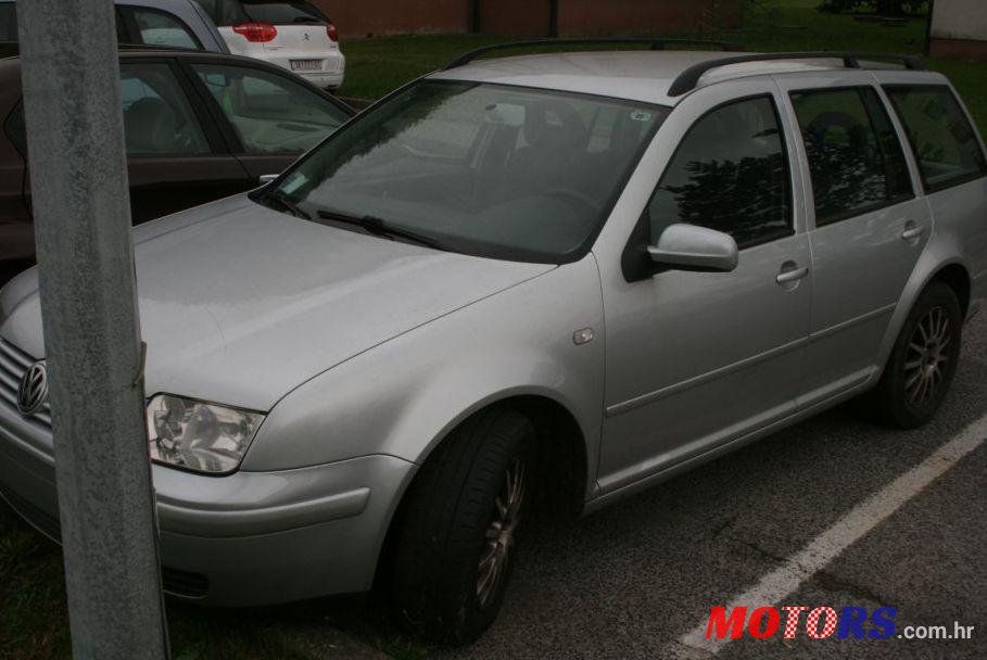 2001' Volkswagen Bora 19.TDI photo #2