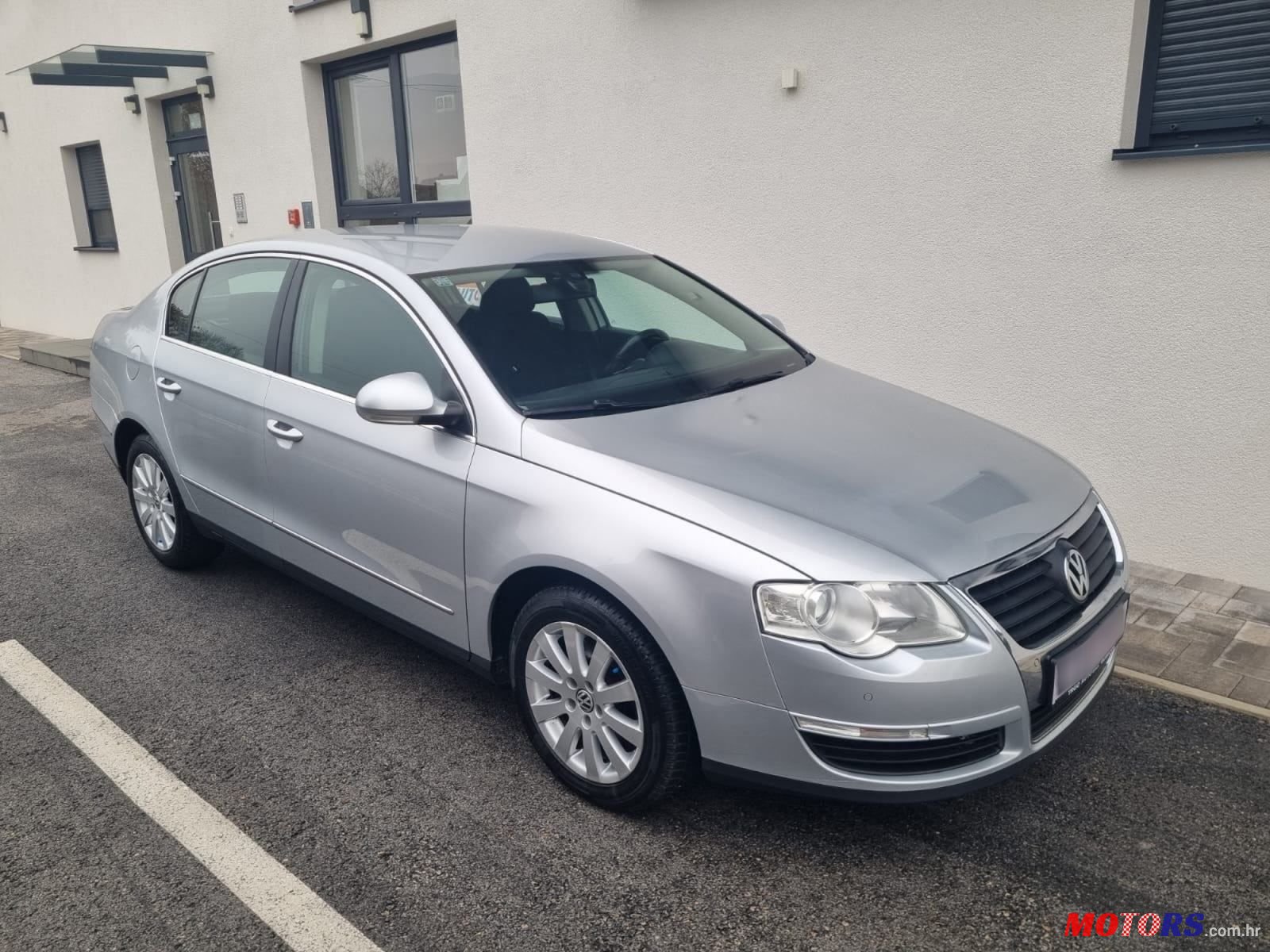 2010' Volkswagen Passat 1,6 Tdi photo #3