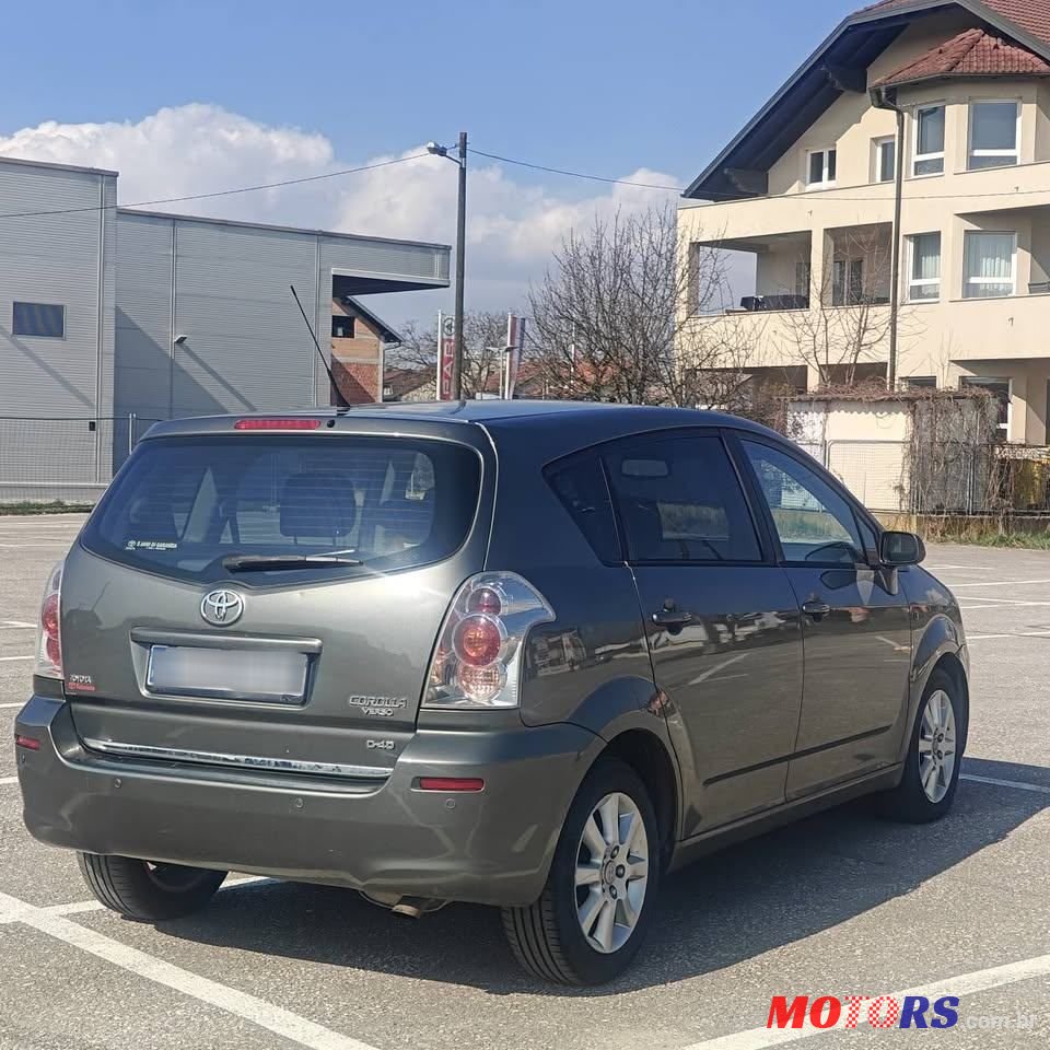 2007' Toyota Corolla Verso 2,2 D-4D photo #4