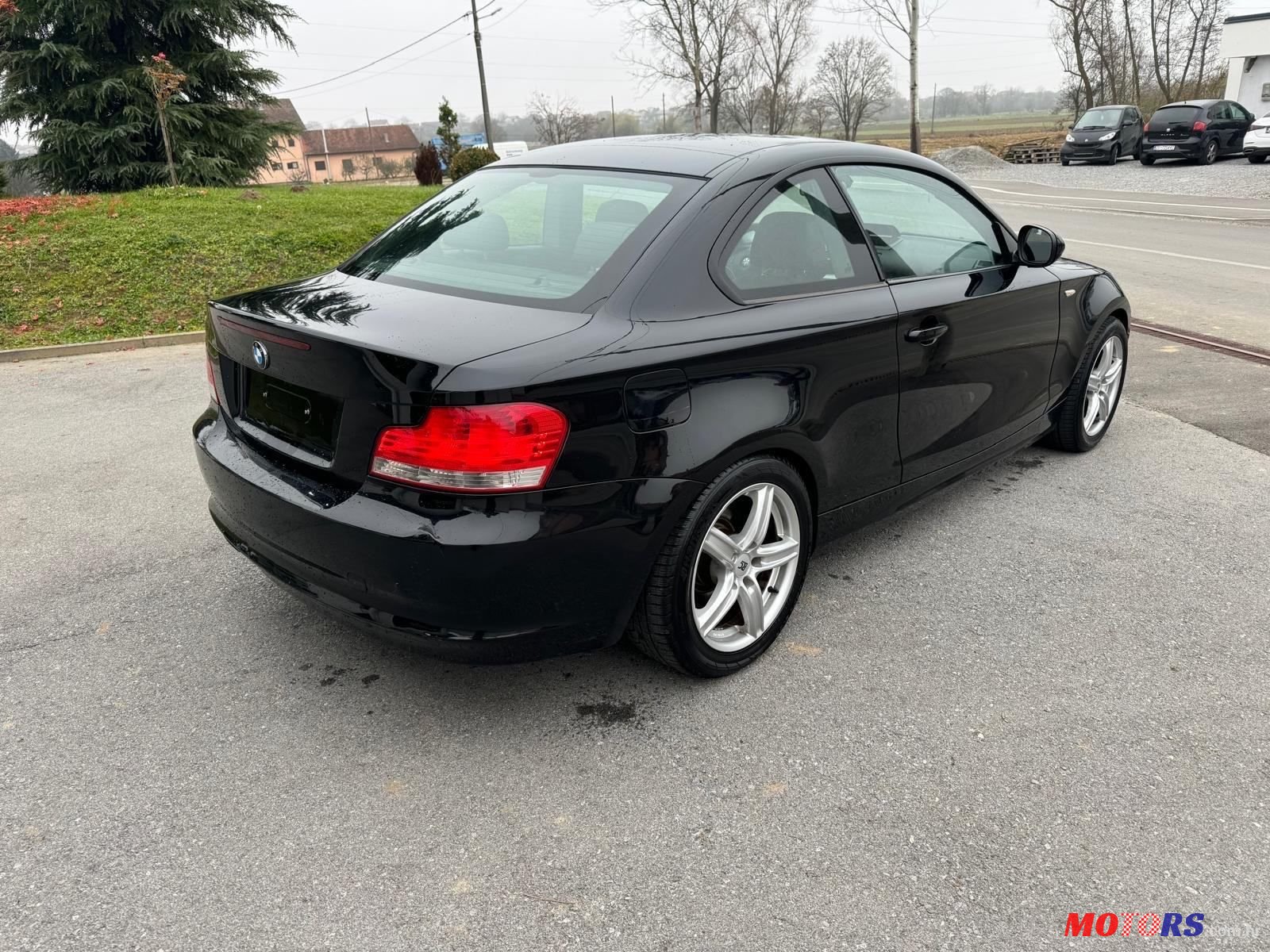 2010' BMW Serija 1 120I photo #6