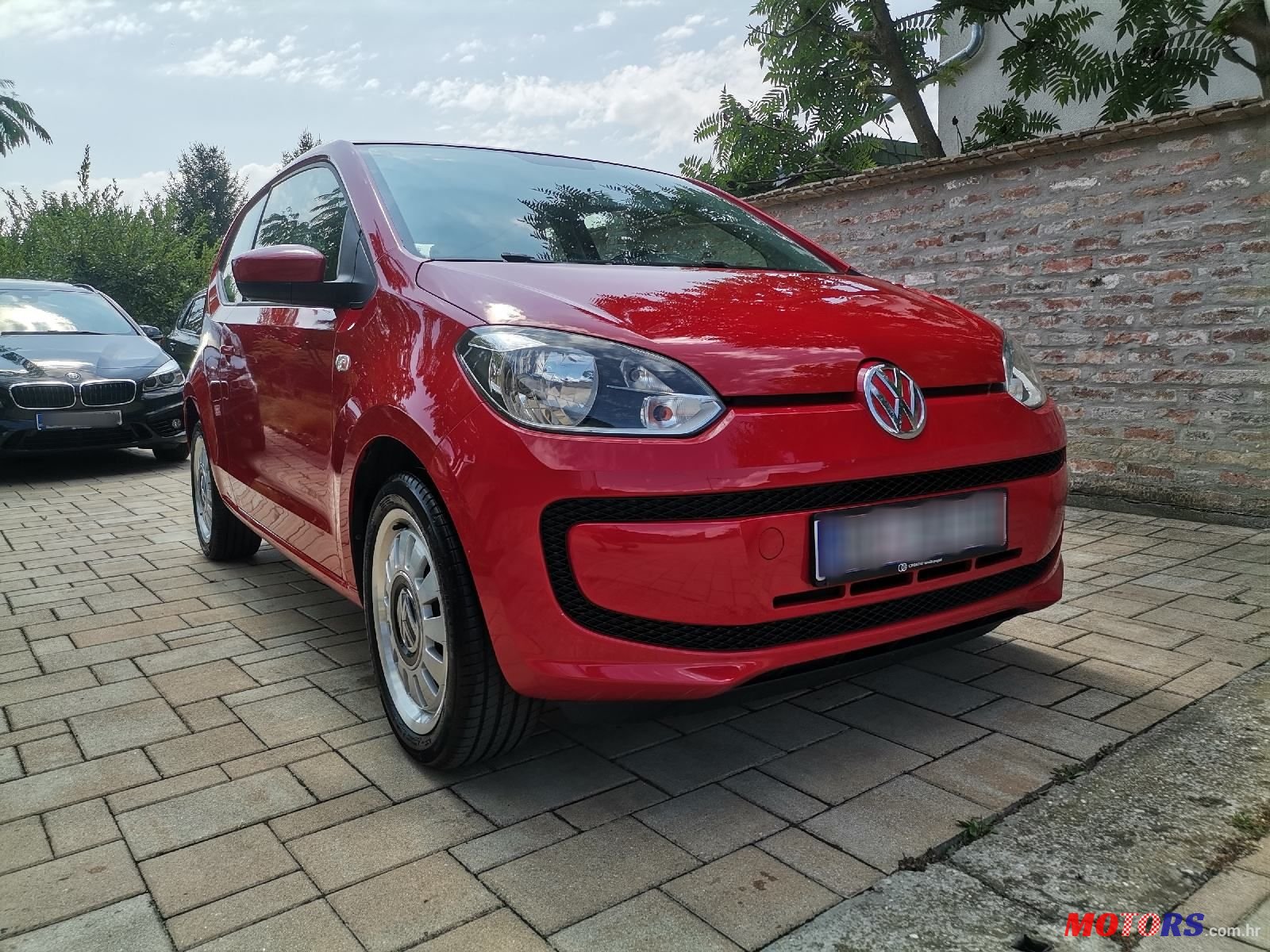 2015' Volkswagen Up! 1,0 Up! photo #2