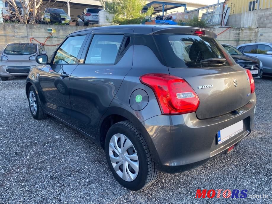 2021' Suzuki Swift 1,2 photo #2
