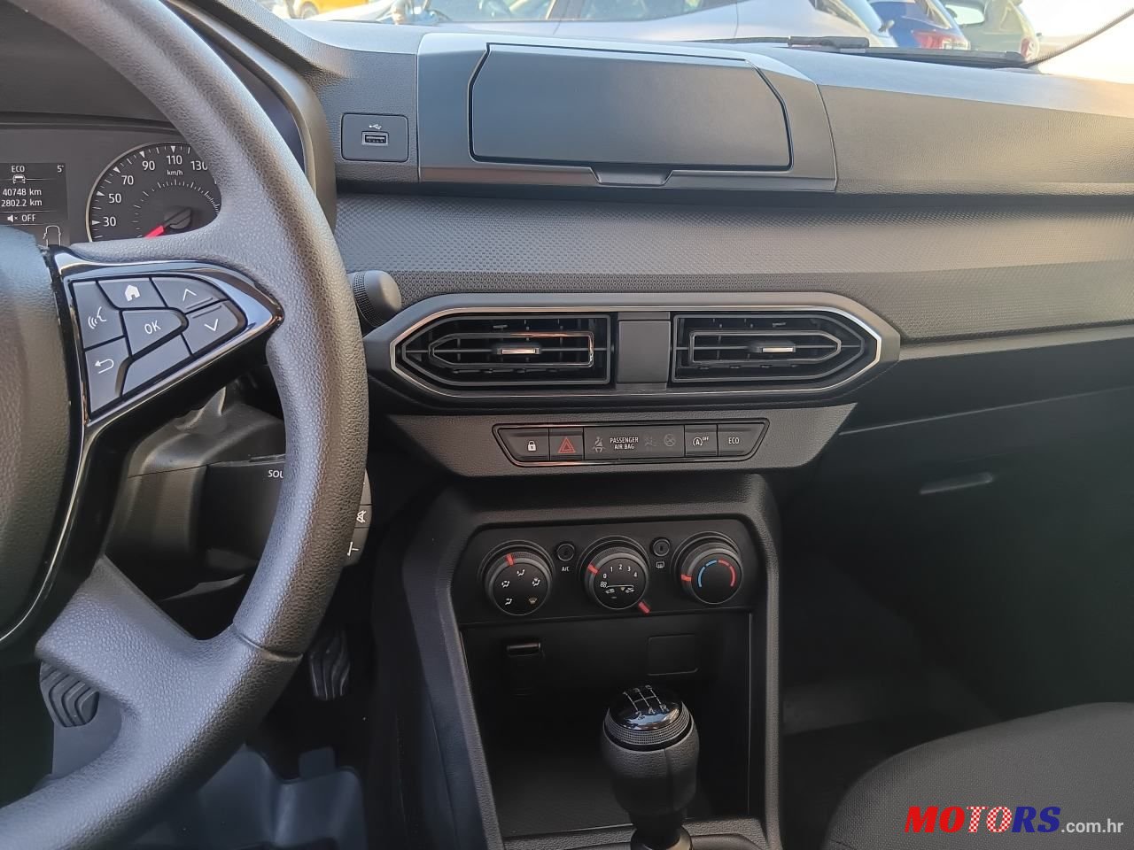 2023' Dacia Sandero photo #6