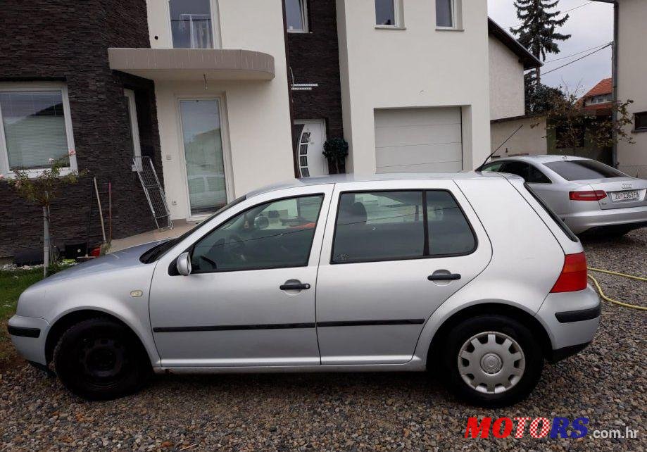 1999' Volkswagen Golf IV 1,4 photo #1