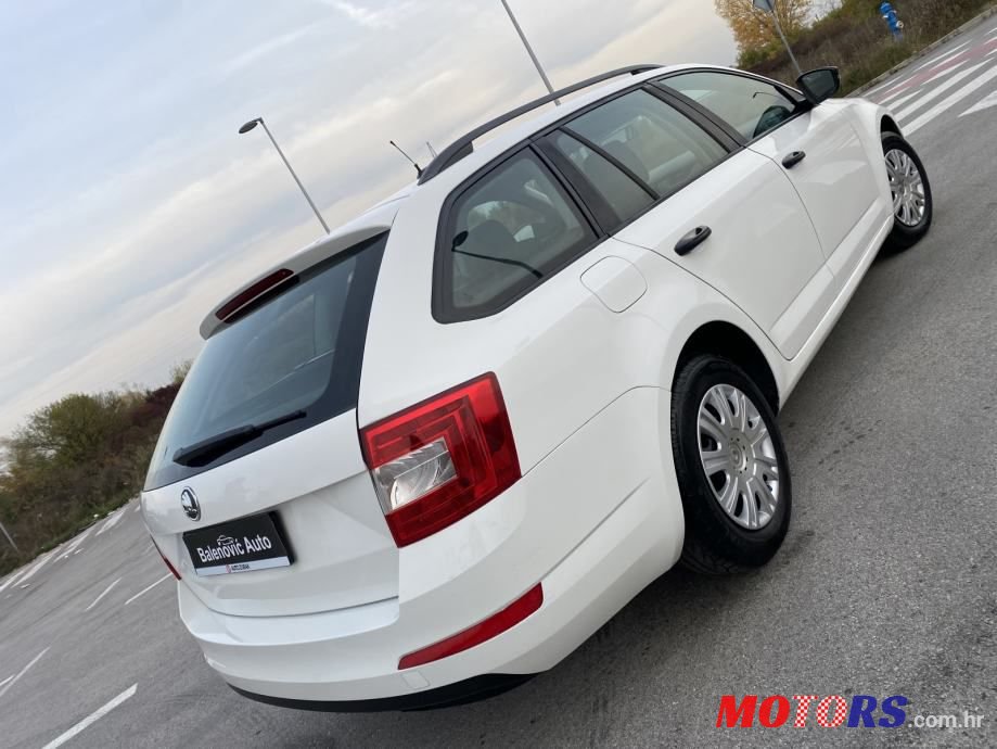 2014' Skoda Octavia Combi photo #5