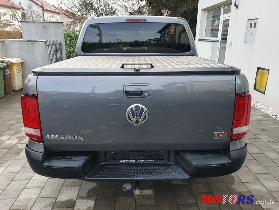 2015' Volkswagen Amarok 2.0 Tdi photo #6