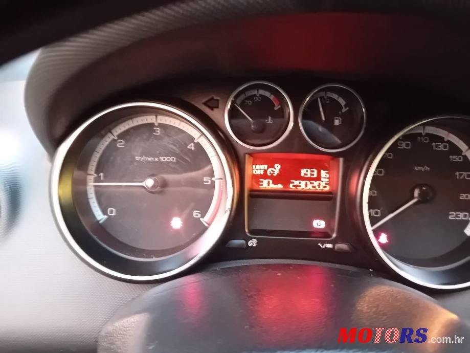 2010' Peugeot 308 Sw photo #4