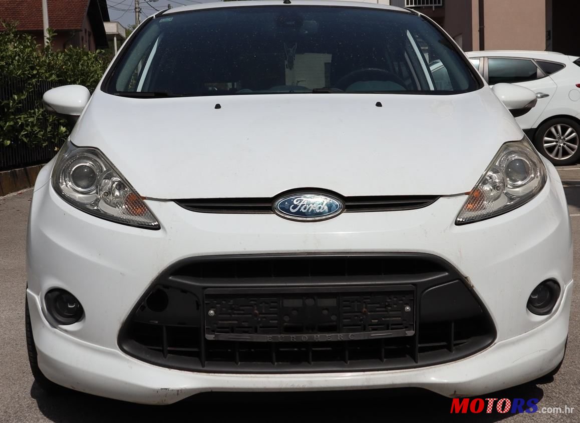 2010' Ford Fiesta 1,6 photo #4