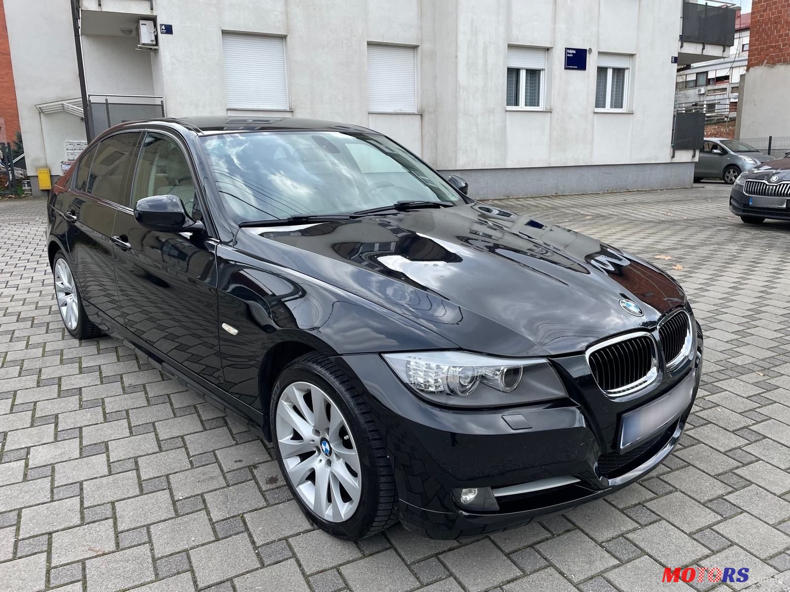 2010' BMW Serija 3 318D photo #1